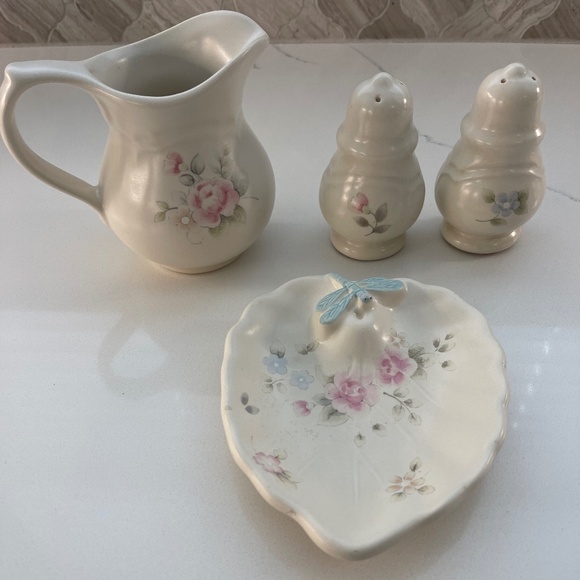 Pfaltzgraff Perennial Tea Rose Pattern Collection- Soap Dish-Creamer-S&P Shakers
